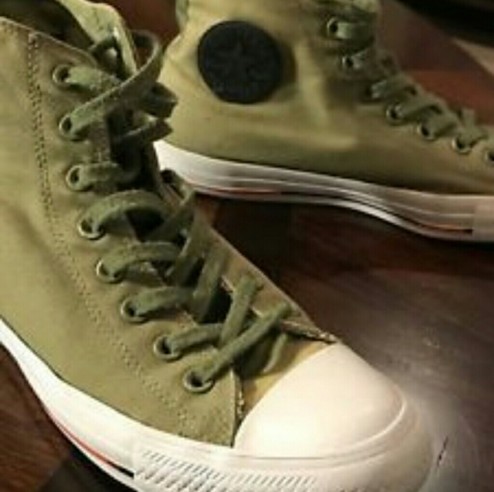 Converse All Star Unisex Women's SZ 7 Mens SZ 5